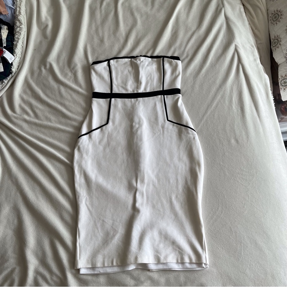 Express White with Black Geometric Piping Tube Midi Dress
